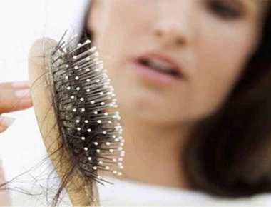 Τριχόπτωση: Δυο καινοτόμες μέθοδοι που αναγεννούν τη τρίχα